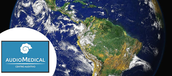 Consejos de AudioMédical para viajar en avión si usas audífonos